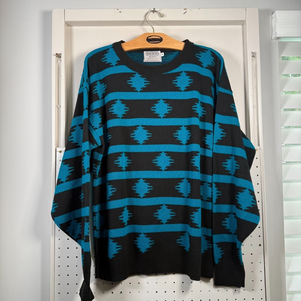 Hilton Crewneck Sweater Men Black Teal Geometric Striped VTG  Oversized - Medium